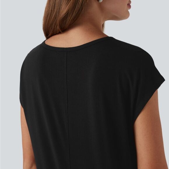 NWT Halara V-neck Tee - Picture 6 of 6